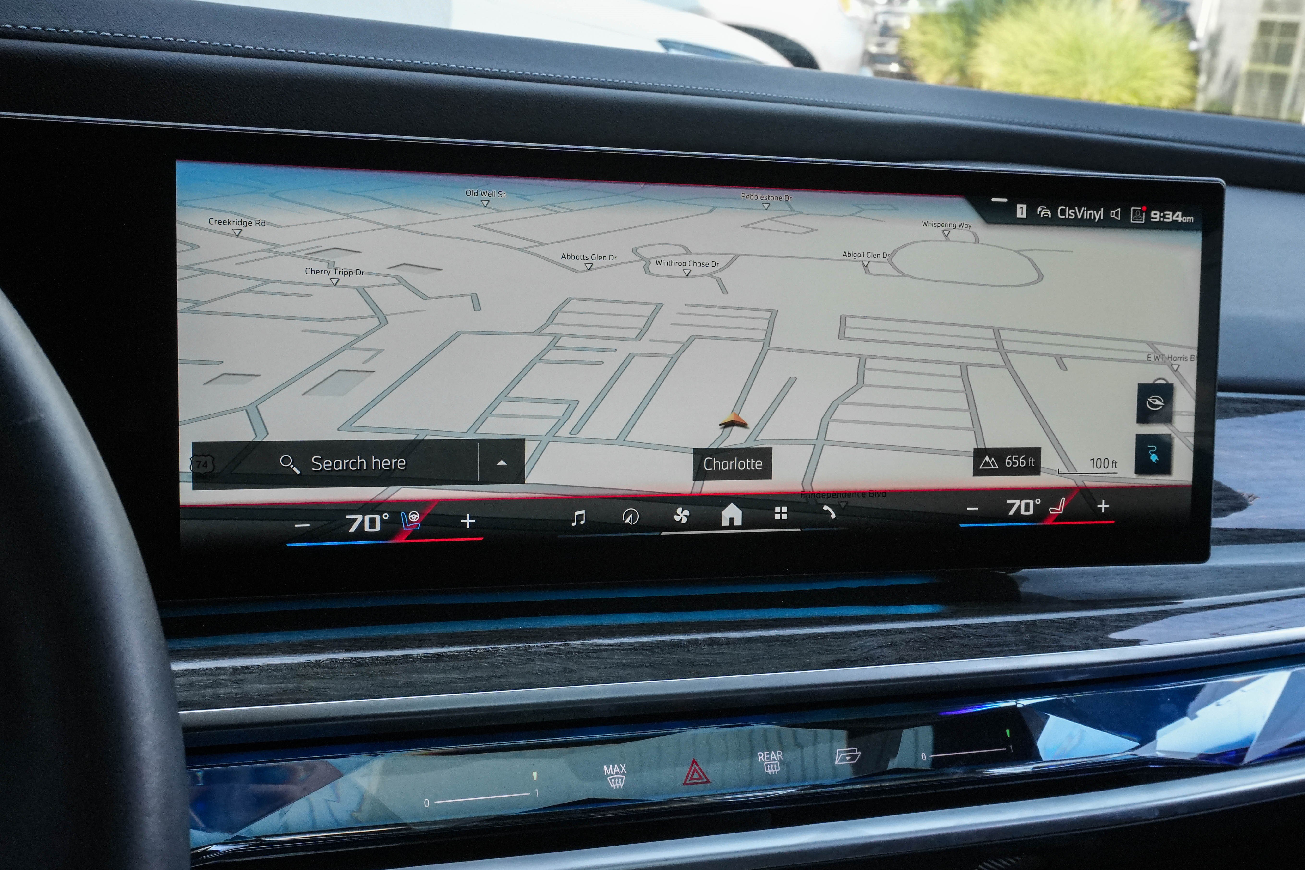 Certified 2024 BMW i7 M70 w/ Premium Package AWD/4WD image 24
