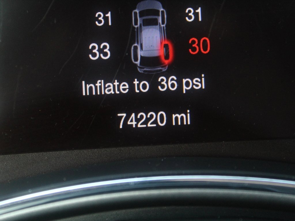 Used 2019 Jeep Grand Cherokee Altitude image 17