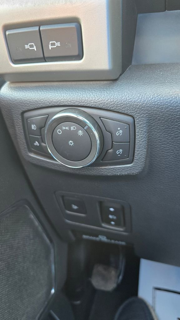 Used 2022 Ford F350 Lariat w/ Lariat Ultimate Package image 19