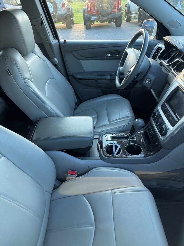 Used 2013 GMC Acadia SLT image 12