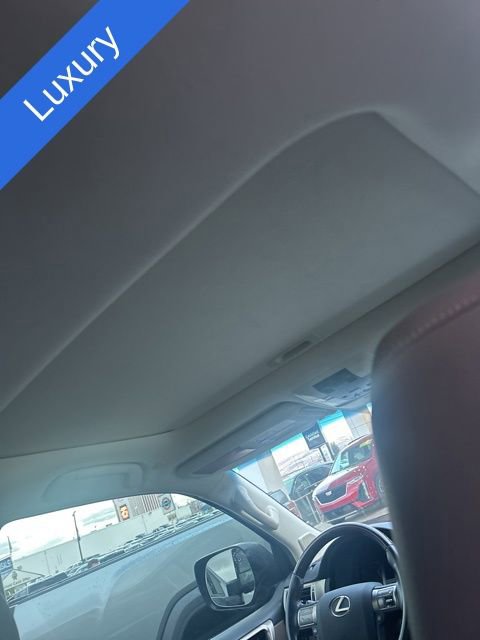 Used 2019 Lexus GX 460 image 8