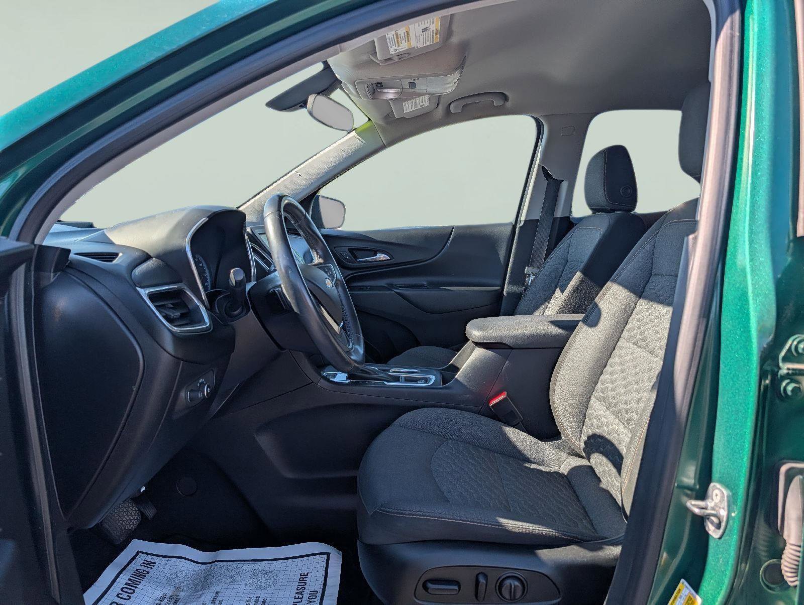 Used 2018 Chevrolet Equinox LT AWD/4WD image 9