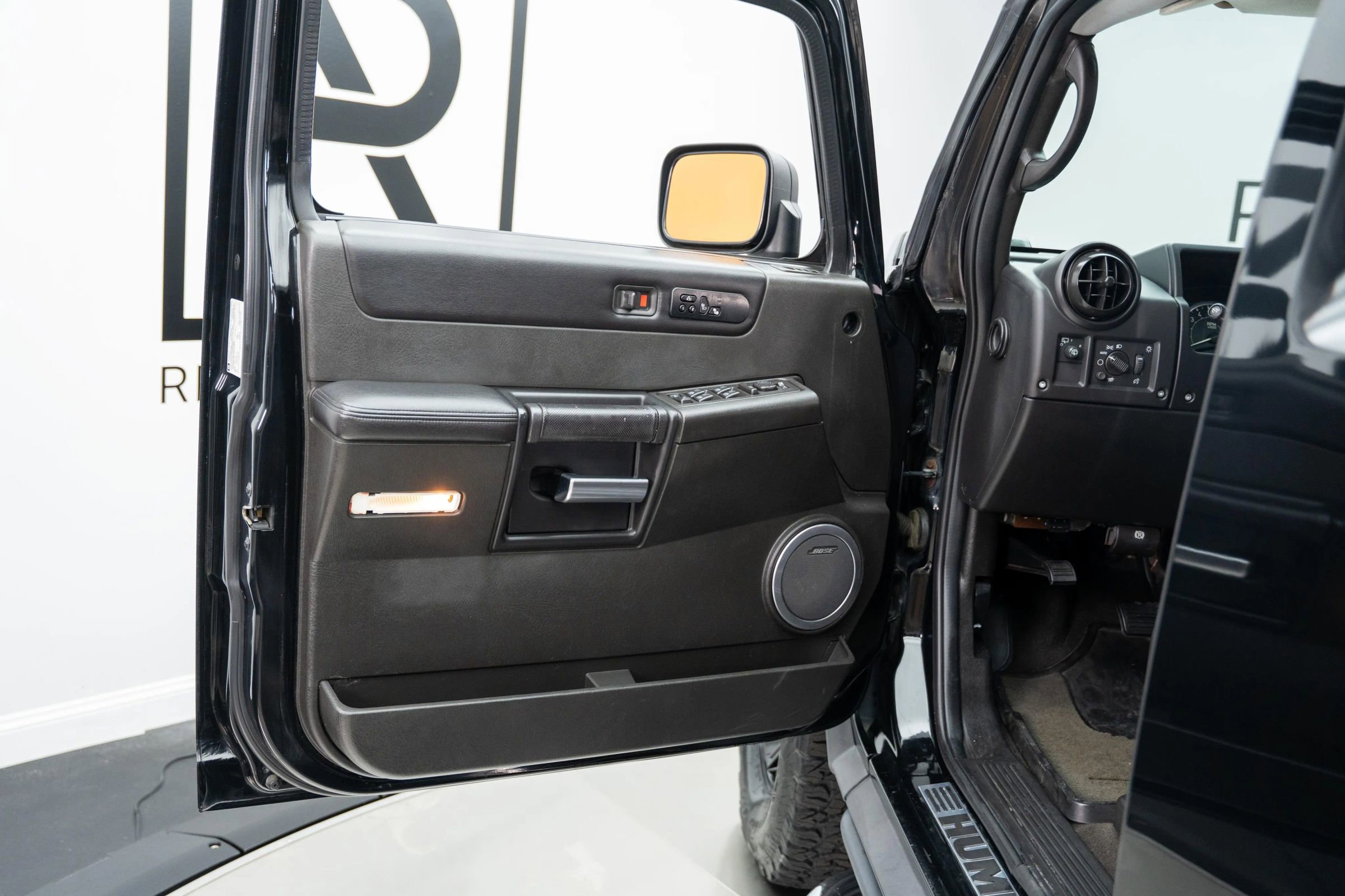 Used 2006 HUMMER H2 image 32