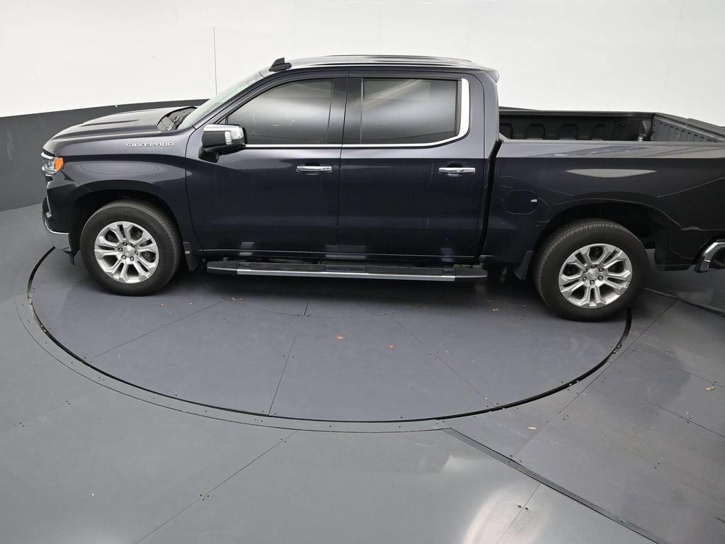 Used 2024 Chevrolet Silverado 1500 LTZ RWD image 12