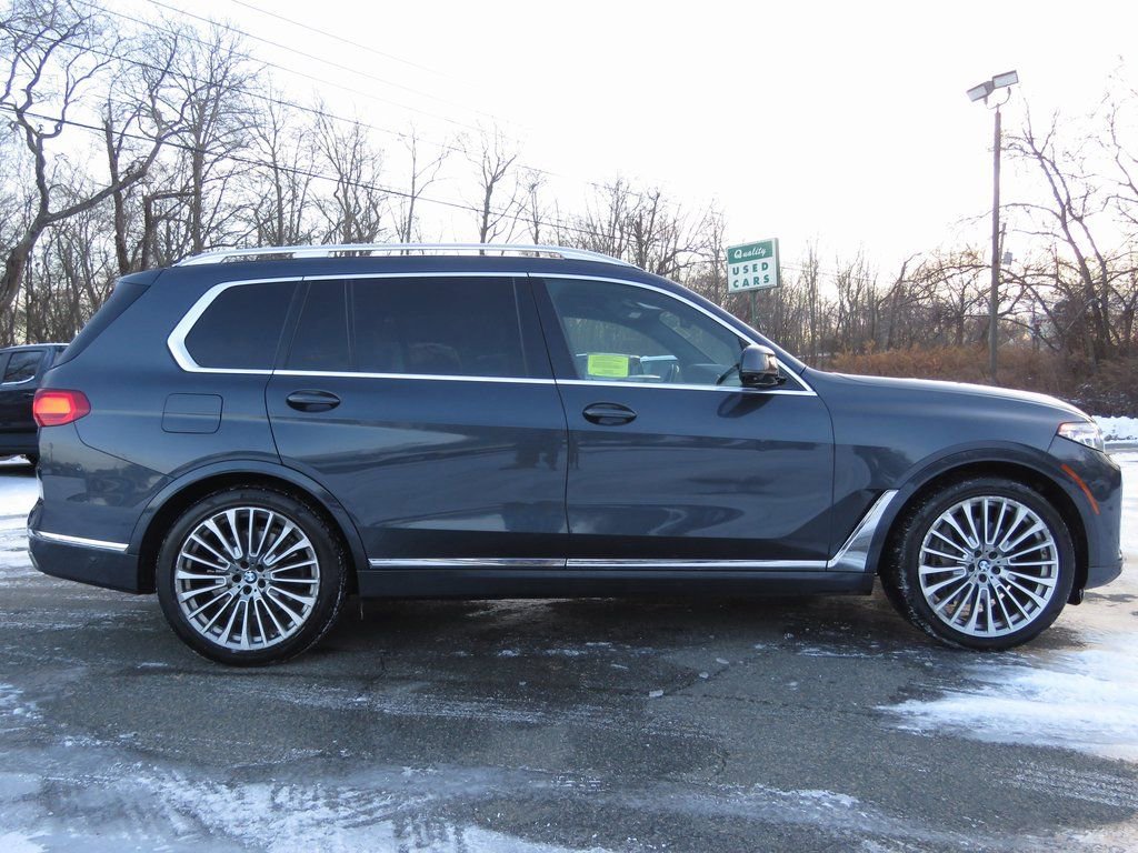 Used 2019 BMW X7 xDrive50i w/ Executive Package image 4