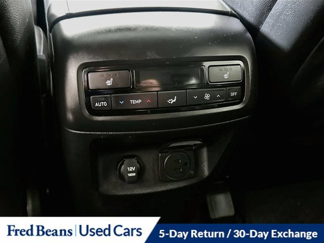Used 2022 Hyundai Palisade SEL w/ 8P Bench Seat Package AWD/4WD image 32