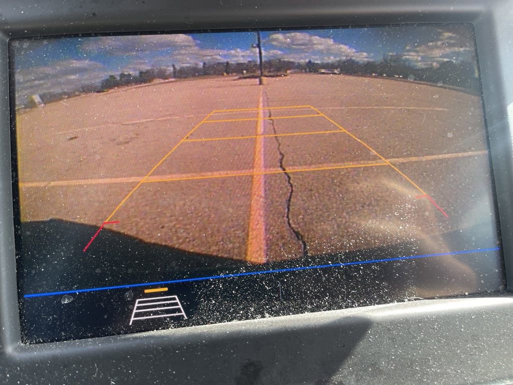 Used 2021 Chevrolet Equinox LT image 18