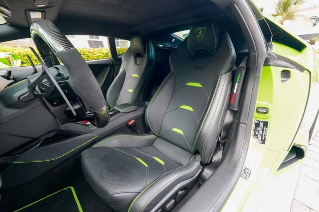 Used 2021 Lamborghini Huracan EVO RWD image 56