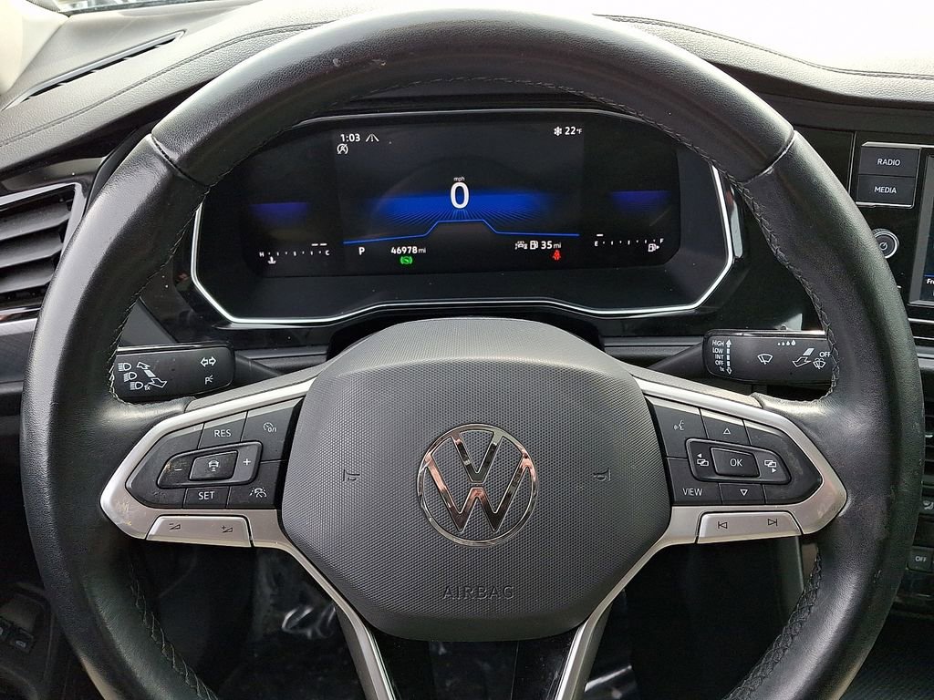 Used 2024 Volkswagen Jetta SE image 19