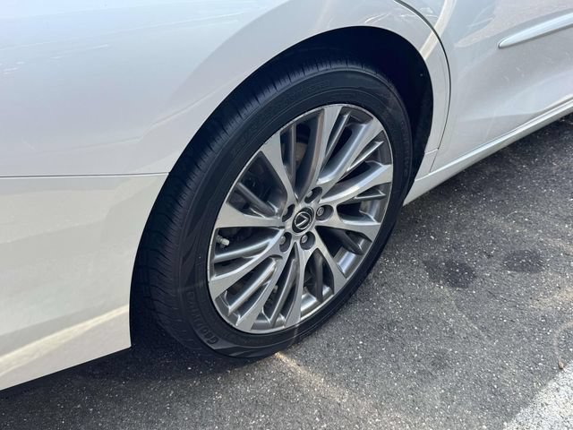 Used 2020 Lexus ES 350 w/ Premium Package FWD image 8