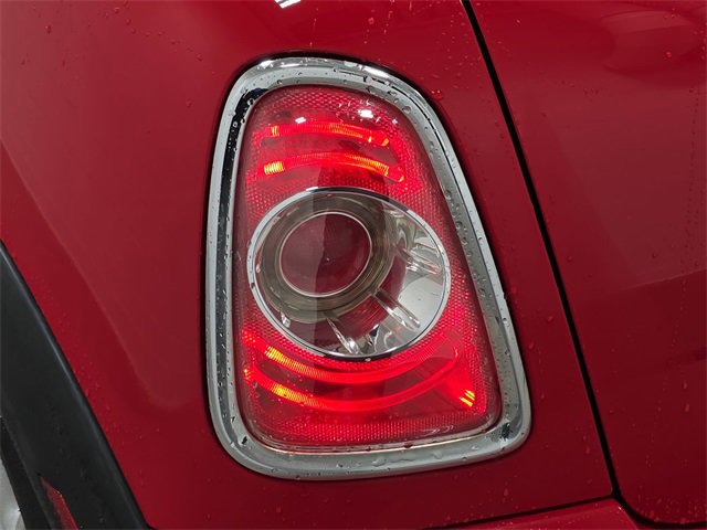 Used 2013 MINI Cooper Convertible image 28