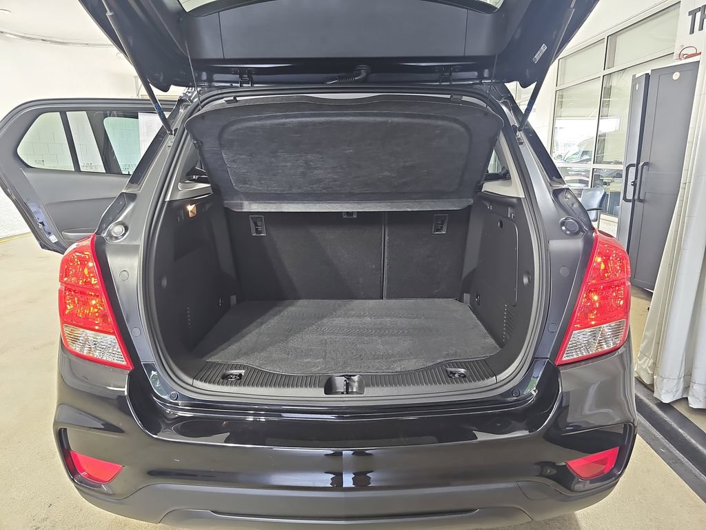 Used 2020 Chevrolet Trax LS w/ Tint and Cruise Package AWD/4WD image 15