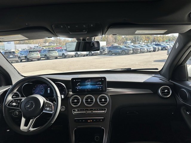 Used 2021 Mercedes-Benz GLC 300 4MATIC image 20