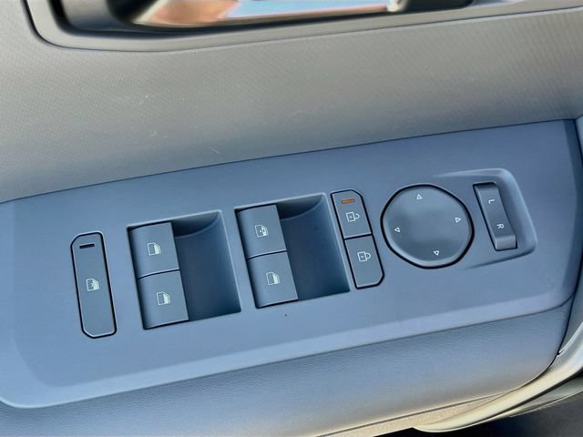 New 2027 Kia Seltos LX FWD image 17