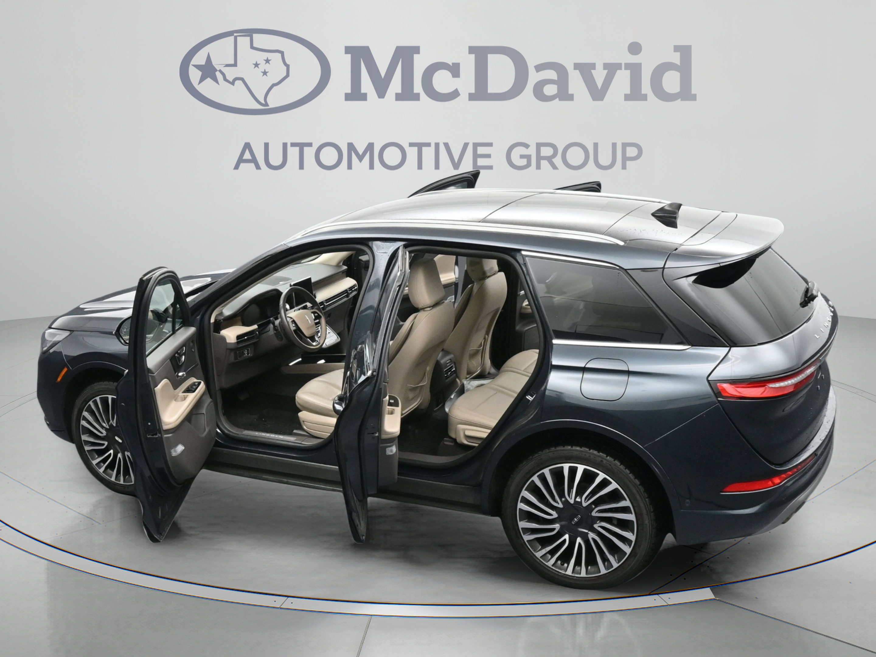 Used 2022 Lincoln Corsair Reserve w/ Equipment Group 201A AWD/4WD image 7