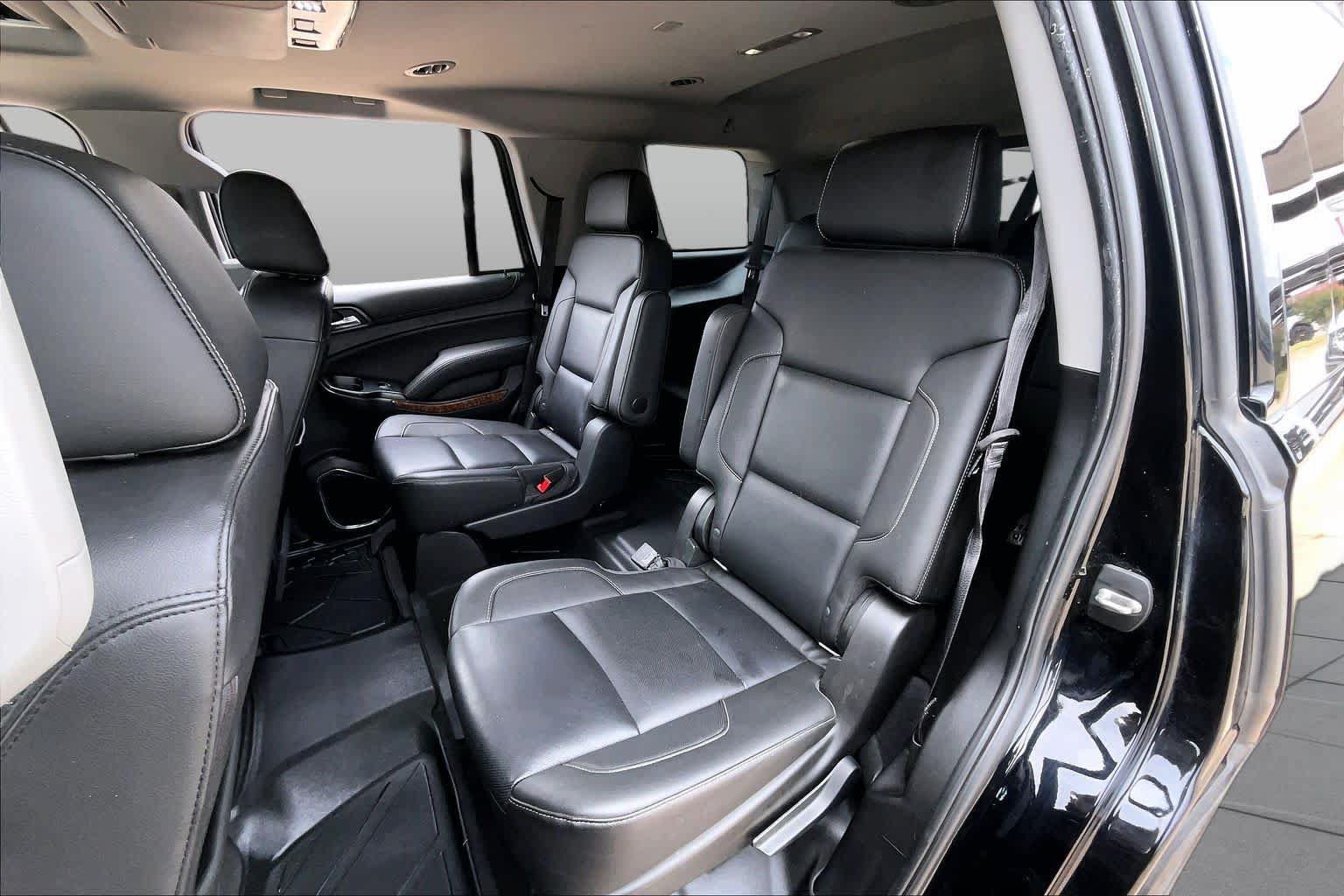 Used 2019 Chevrolet Tahoe Premier AWD/4WD image 17