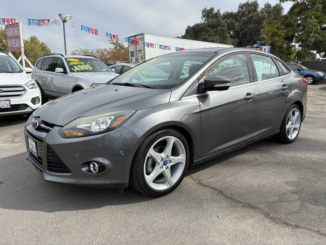 Used 2013 Ford Focus Titanium w/ Titanium Handling Pkg FWD image 1