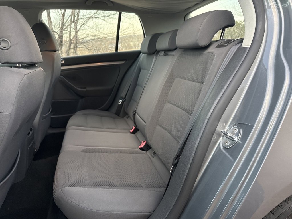 Used 2008 Volkswagen Rabbit S image 20