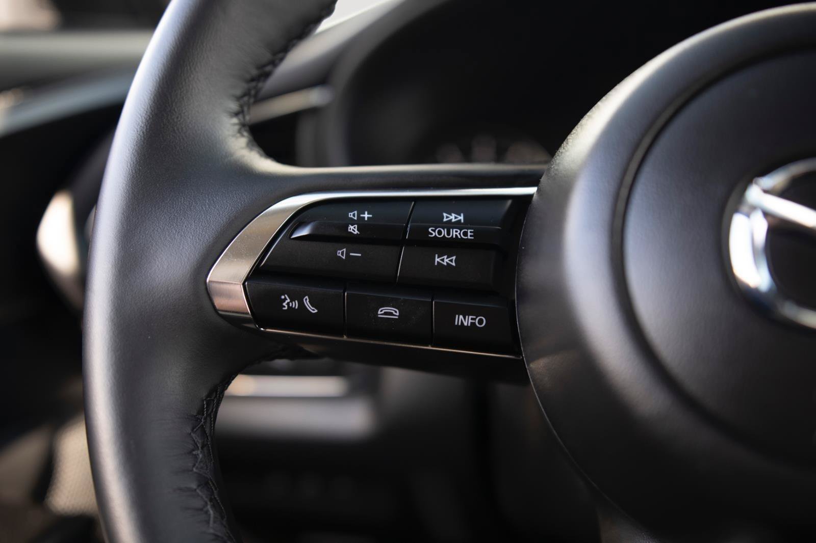 Used 2025 MAZDA CX-30 AWD 2.5 S w/ Preferred Package image 6