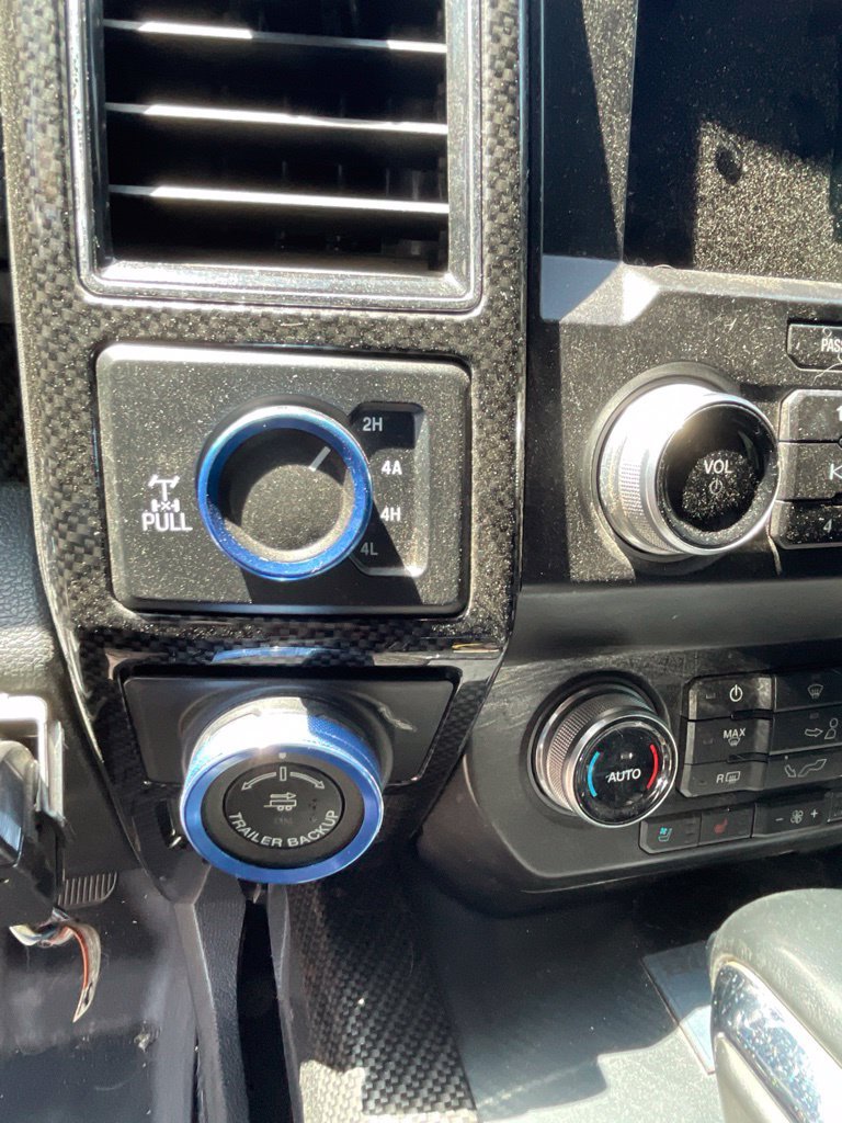Used 2019 Ford F150 Lariat w/ Equipment Group 502A Luxury AWD/4WD image 26