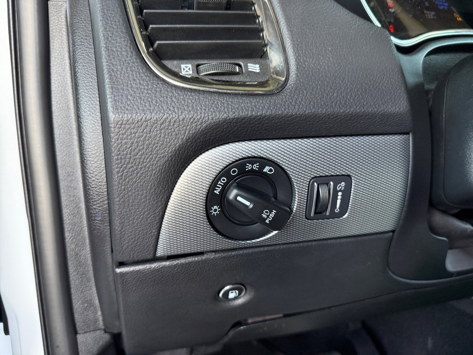 Used 2019 Dodge Durango R/T w/ Blacktop Package image 20