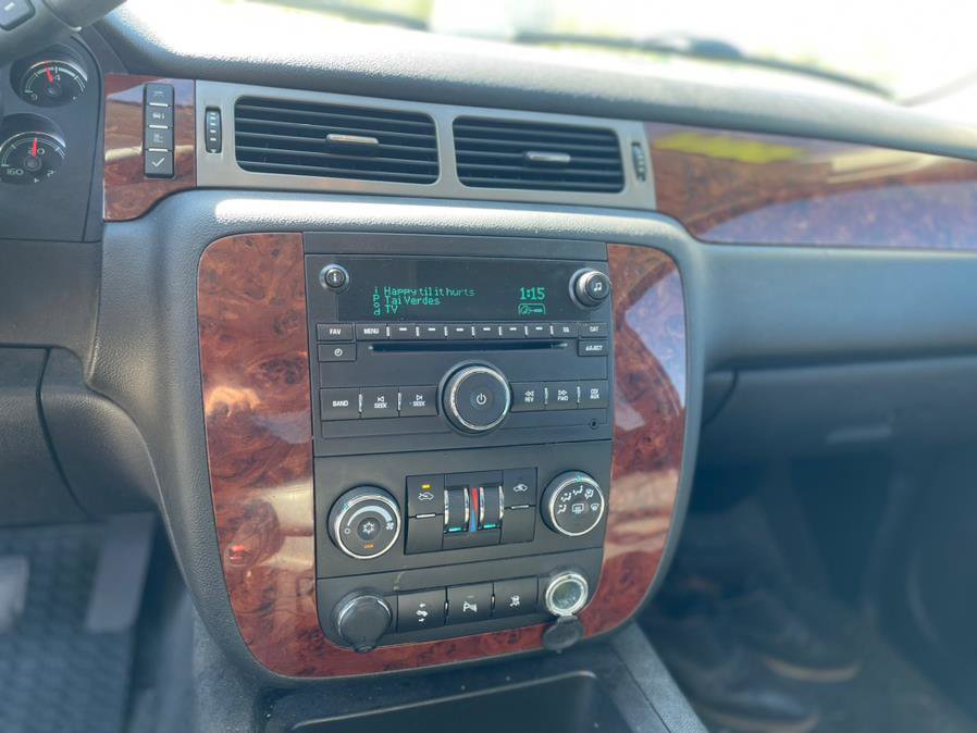 Used 2011 Chevrolet Avalanche LS w/ Regional Value Package image 13