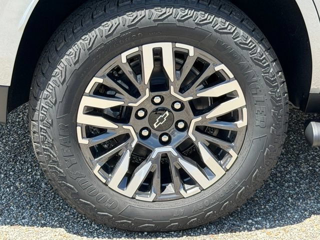 New 2026 Chevrolet Tahoe Z71 w/ Z71 Off-Road Package AWD/4WD image 10