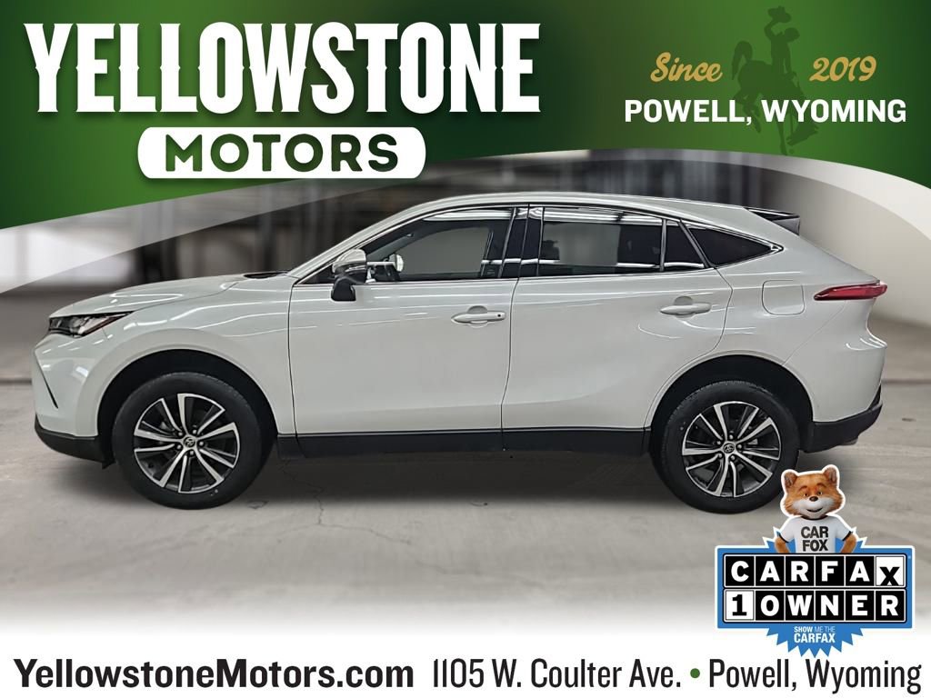 Used 2023 Toyota Venza LE image 1