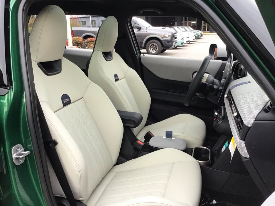 New 2026 MINI Cooper 4-Door Hardtop image 28