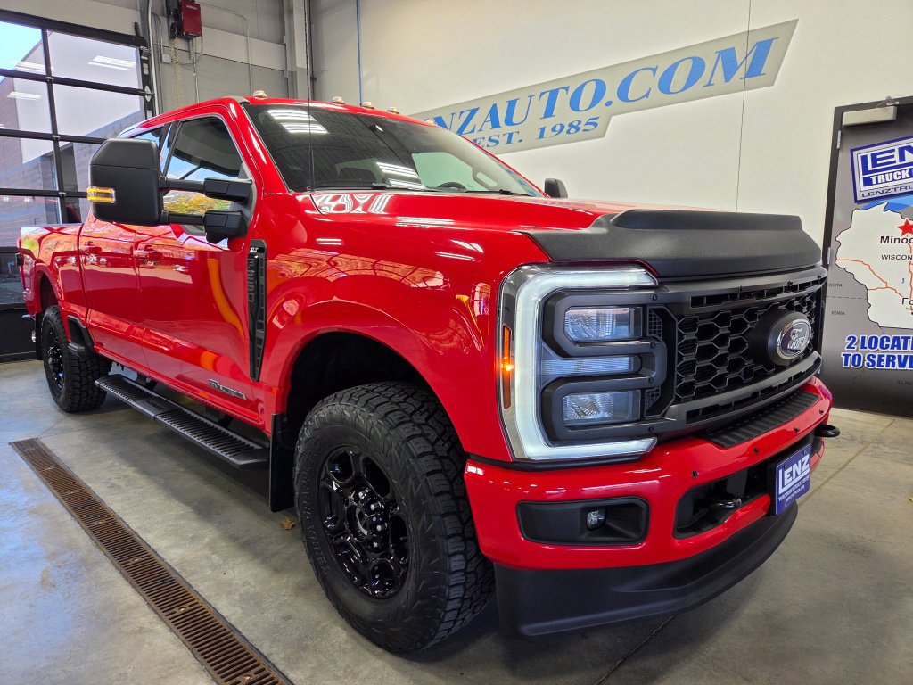 Used 2024 Ford F250 XLT w/ XLT Premium Package AWD/4WD image 2