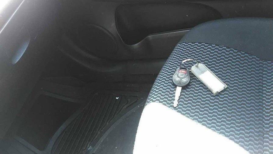 Used 2019 Nissan Versa Note SV image 13