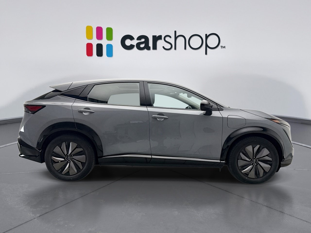 Used 2024 Nissan Ariya AWD image 6
