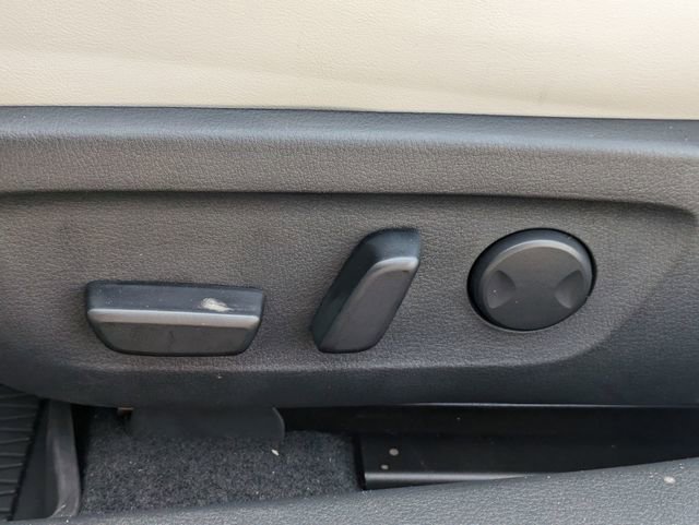 New 2025 MAZDA MAZDA3 2.5 Turbo Sedan w/Premium Plus image 15