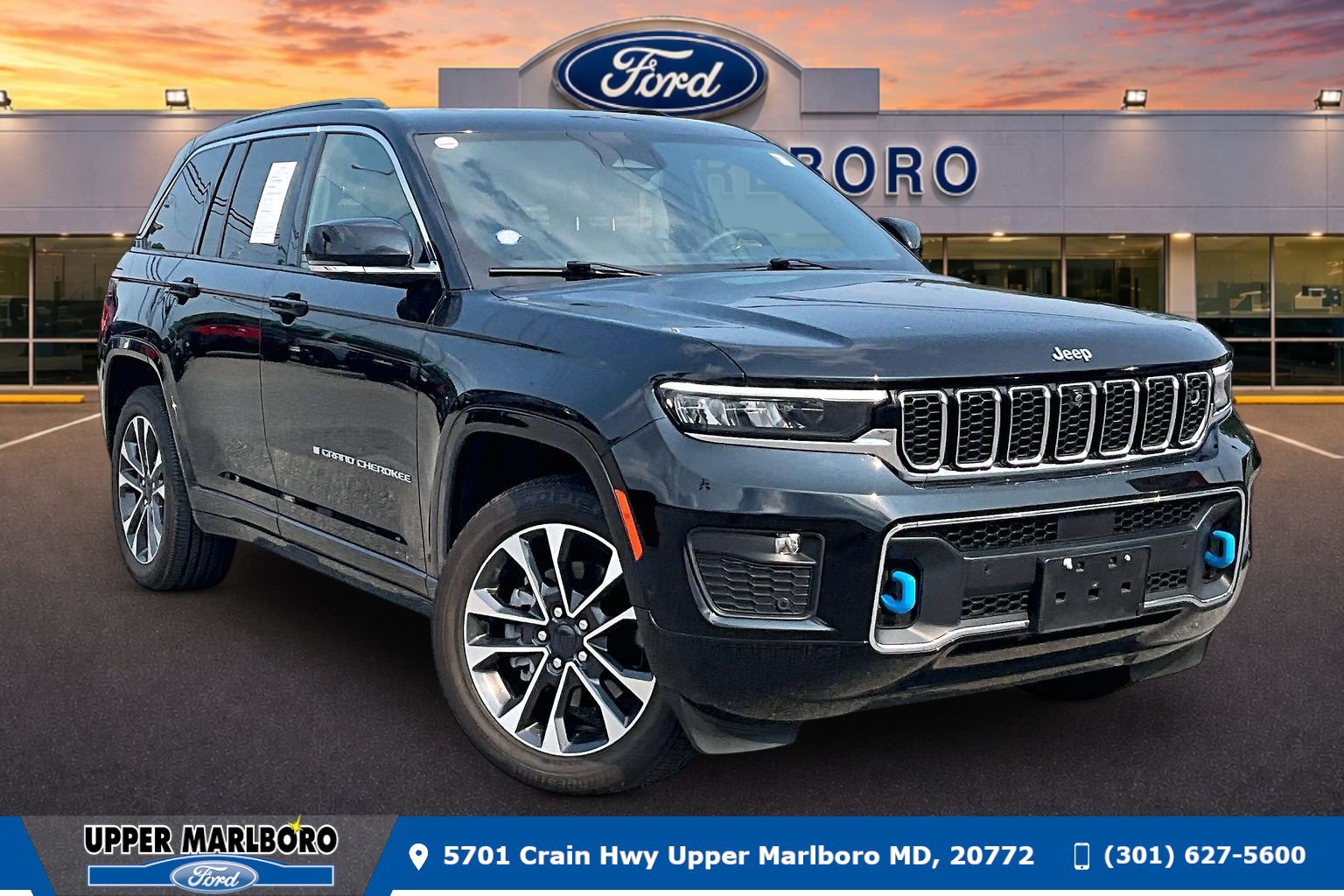 Used 2025 Jeep Grand Cherokee Overland w/ Advanced Protech Group III AWD/4WD image 1