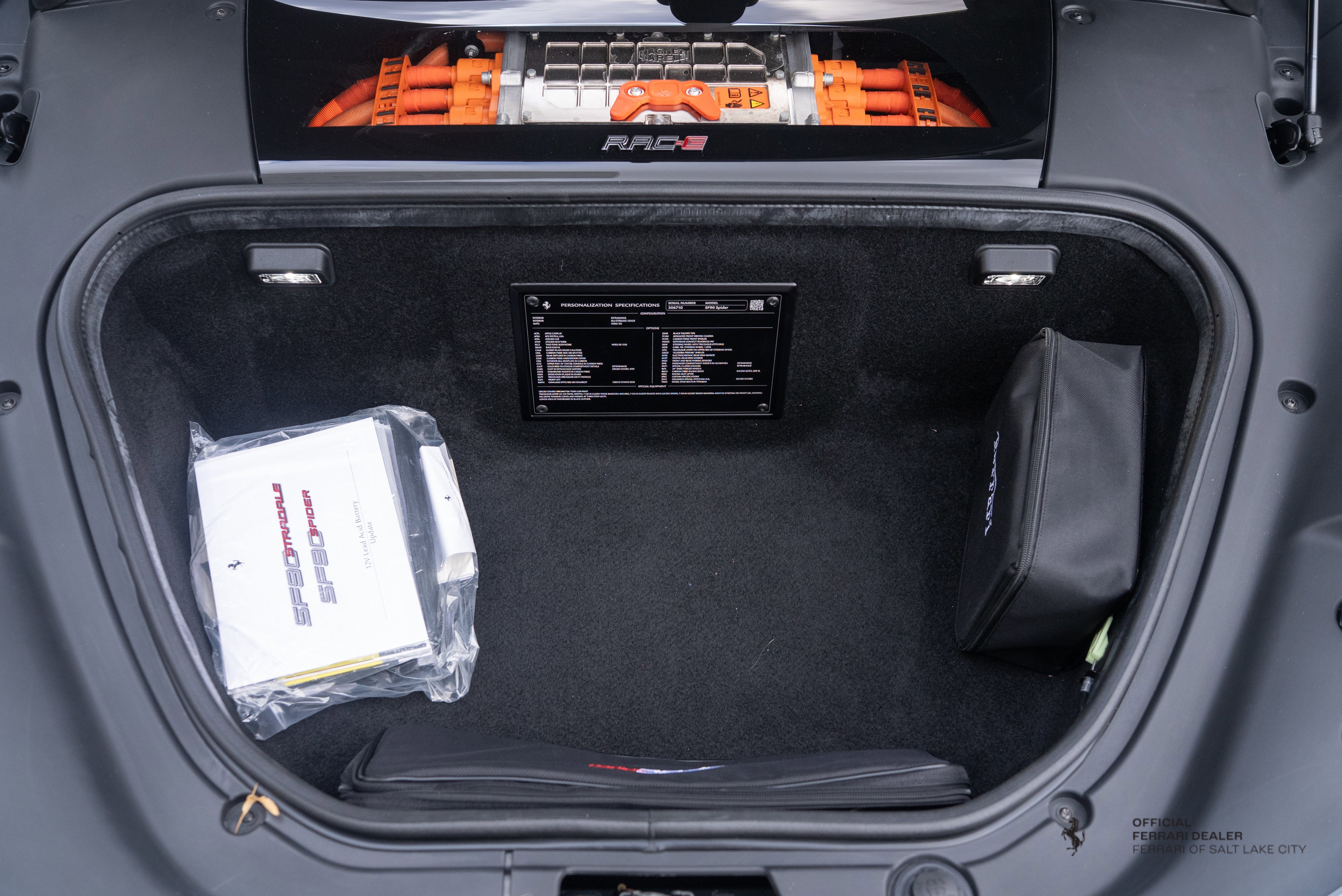 Used 2024 Ferrari SF90 Spider image 8