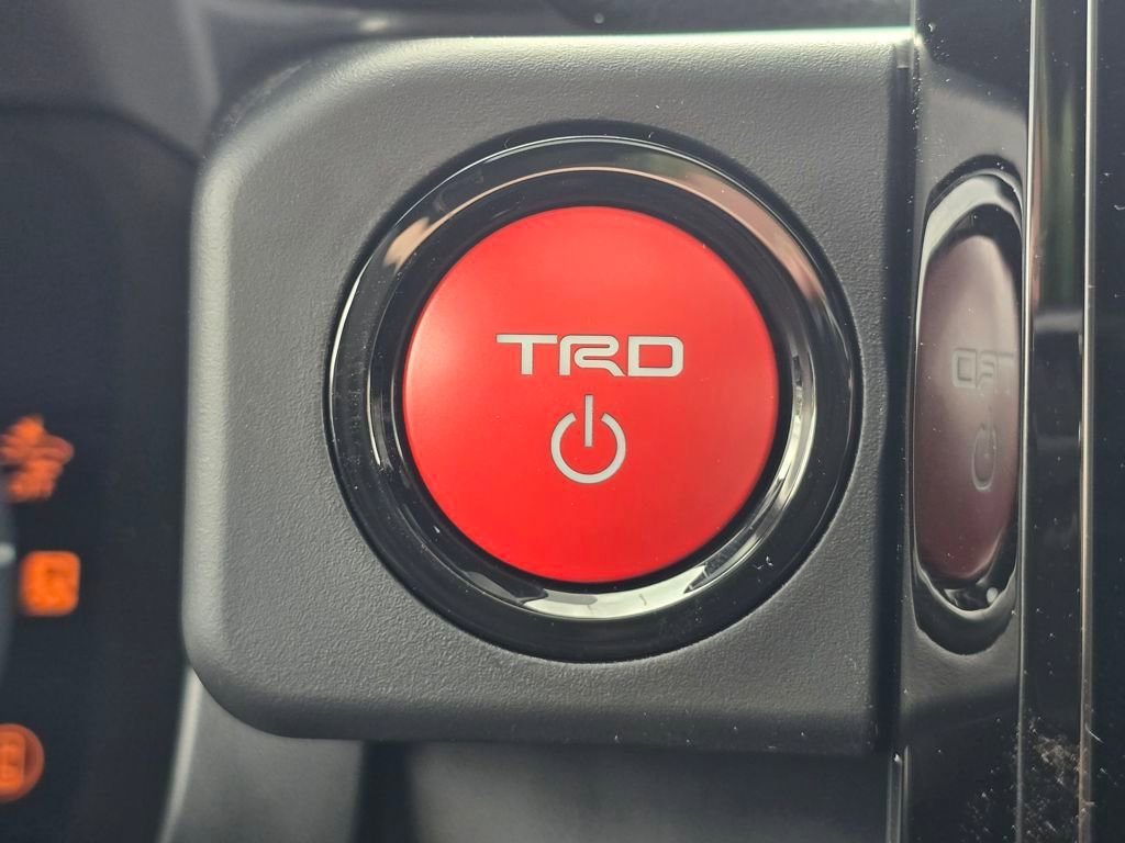 New 2025 Toyota Tacoma TRD Off-Road w/ TRD Off Road Premium Package image 31