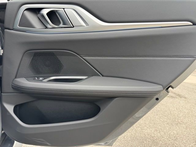 Used 2025 BMW i4 xDrive40i AWD/4WD image 31