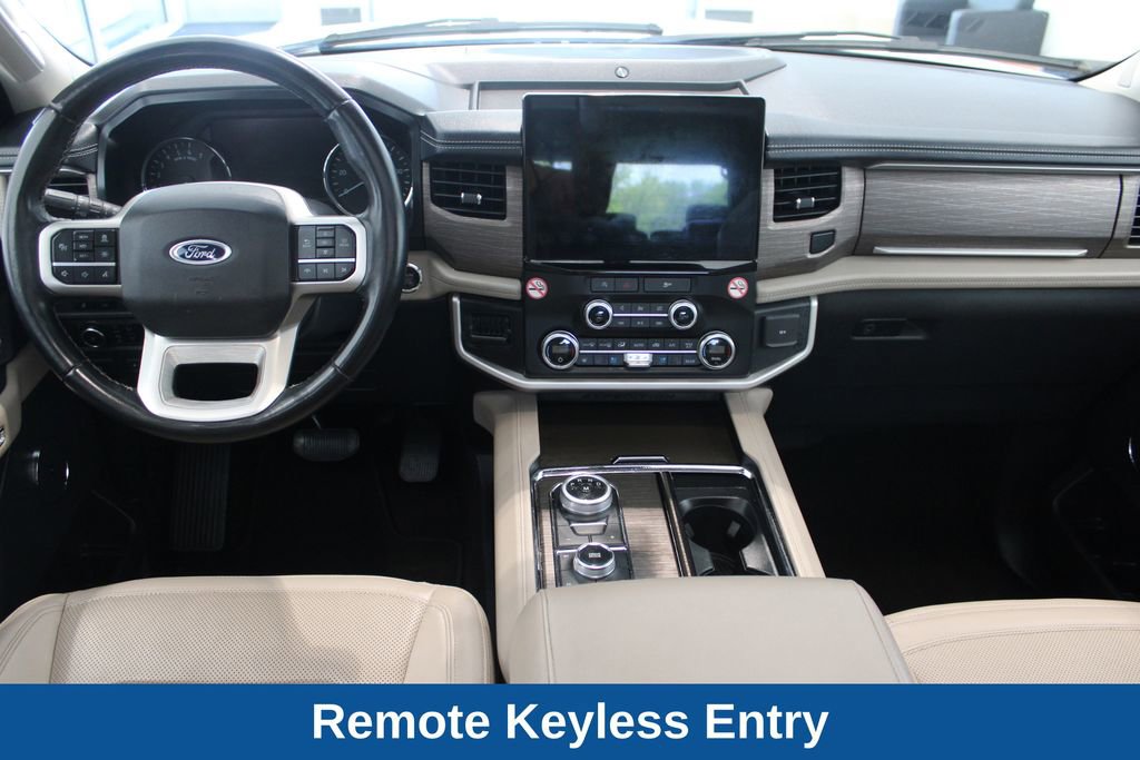 Used 2023 Ford Expedition Limited image 8