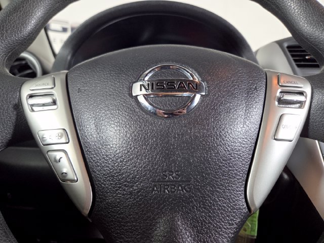 Used 2017 Nissan Versa SV FWD image 23