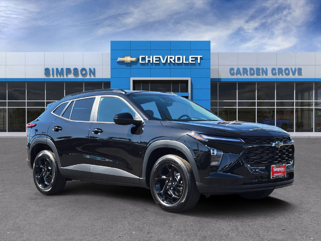 New 2026 Chevrolet Trax LT w/ Driver Confidence Package FWD image 1