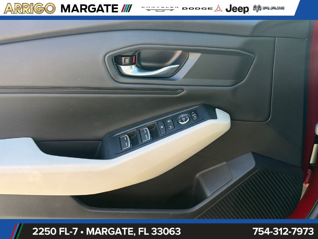 Used 2025 Honda Accord SE image 33