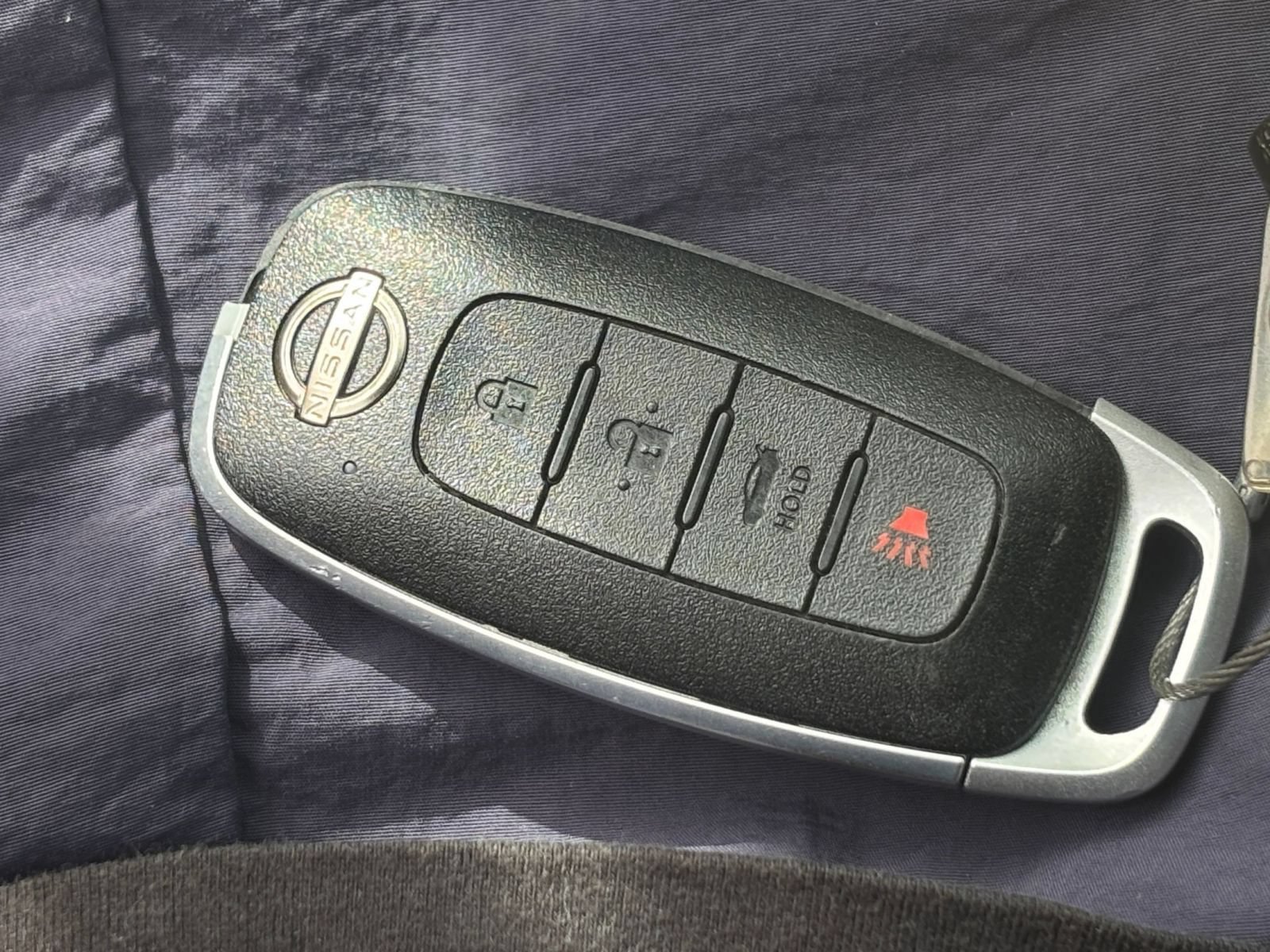 Used 2025 Nissan Versa SV FWD image 19