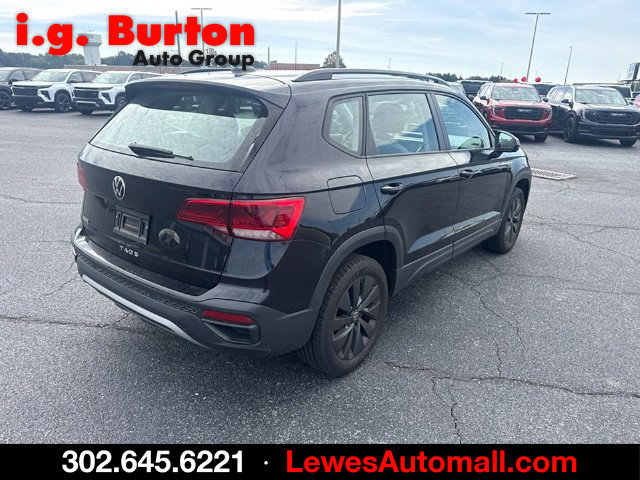 Used 2024 Volkswagen Taos S FWD image 3