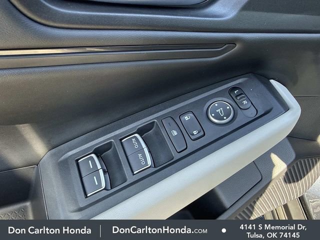 Used 2025 Honda Accord SE image 9