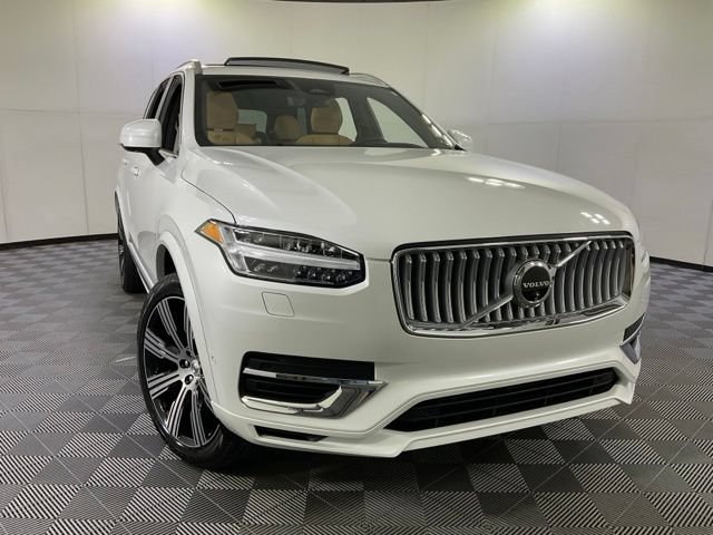 Certified 2025 Volvo XC90 T8 Ultra w/ Protection Package AWD/4WD image 8
