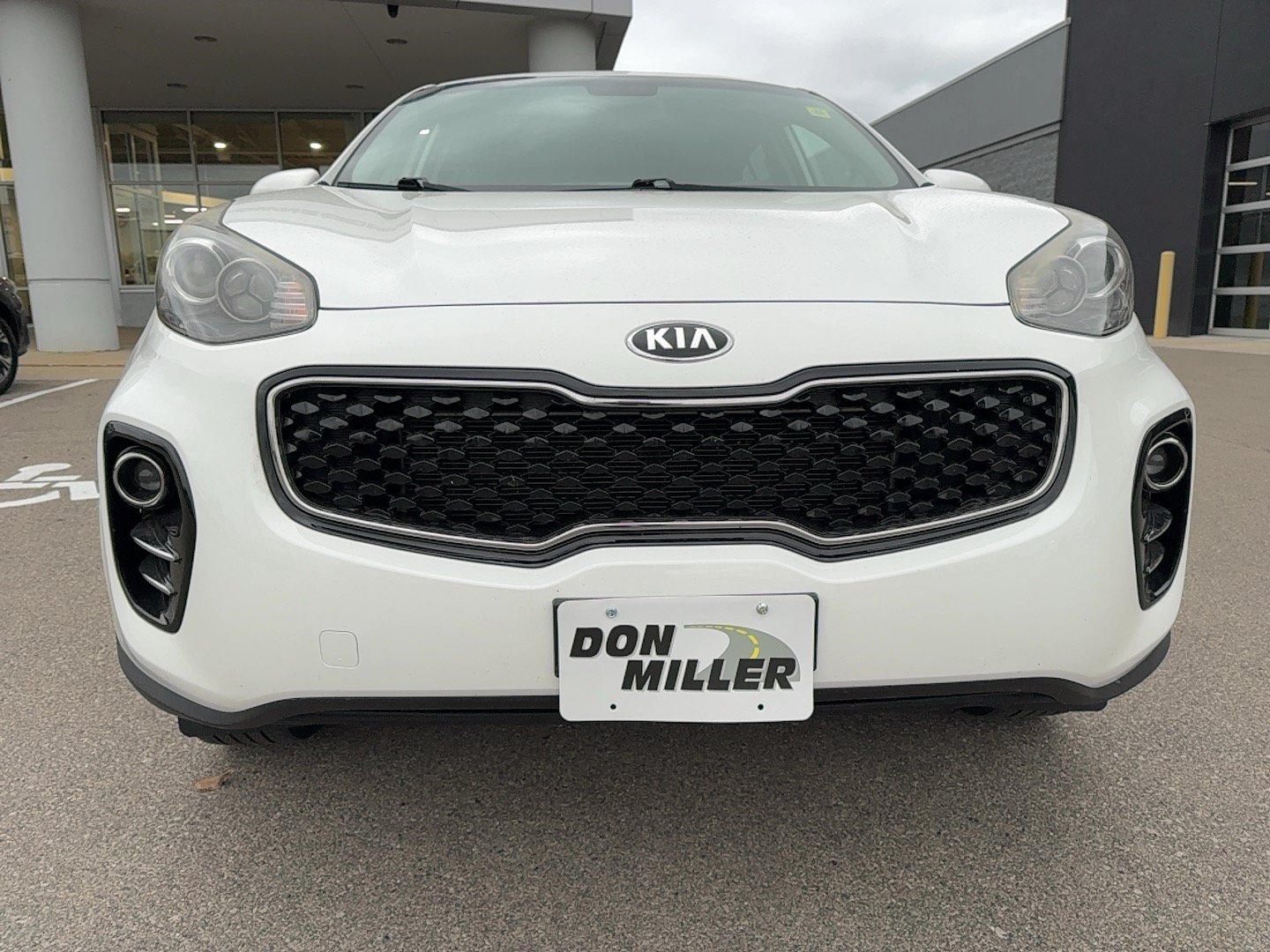 Used 2019 Kia Sportage LX AWD/4WD image 2