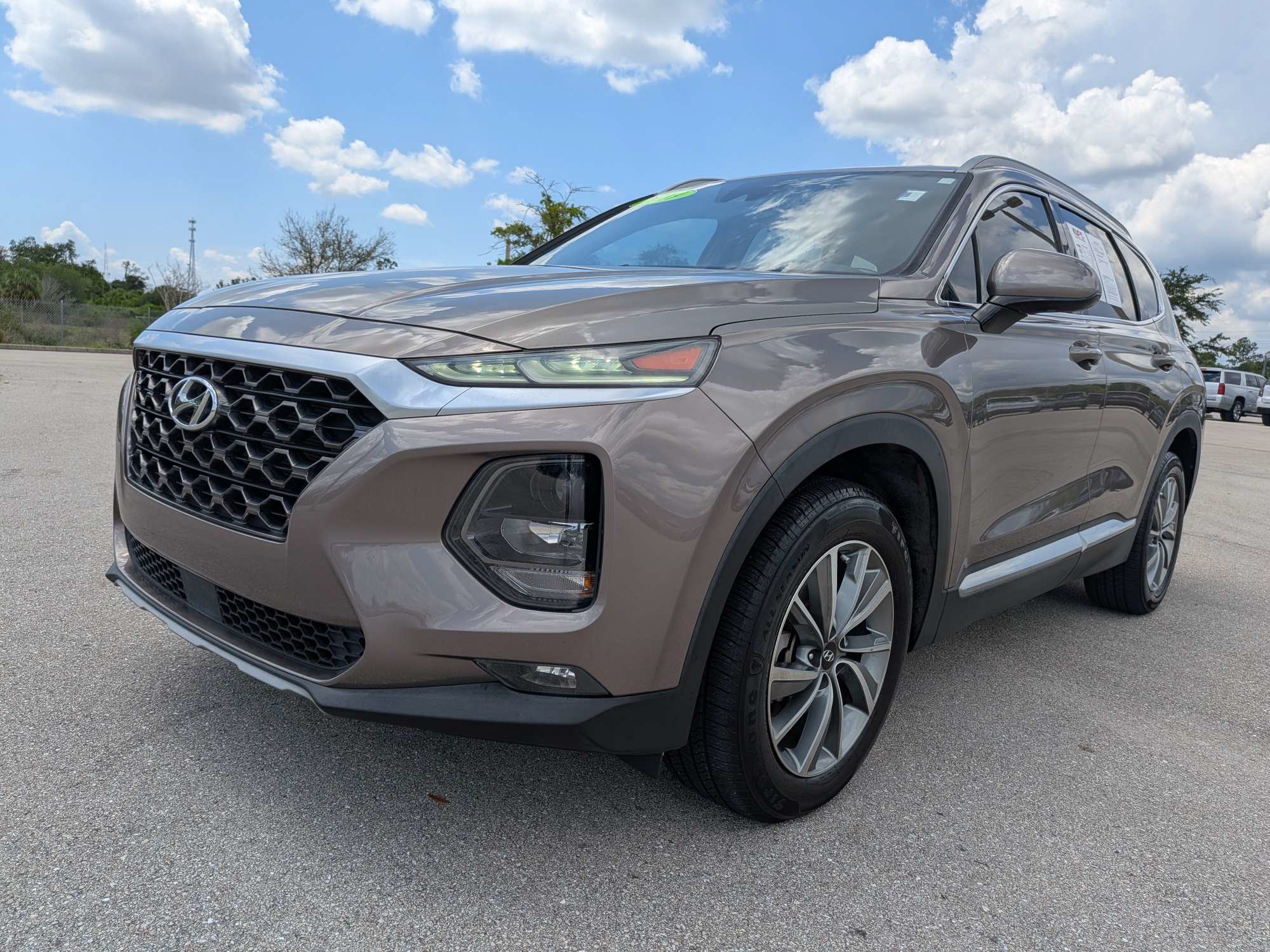 Used 2019 Hyundai Santa Fe SEL w/ Cargo Package FWD image 9