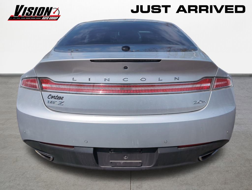 Used 2014 Lincoln MKZ Hybrid FWD image 4