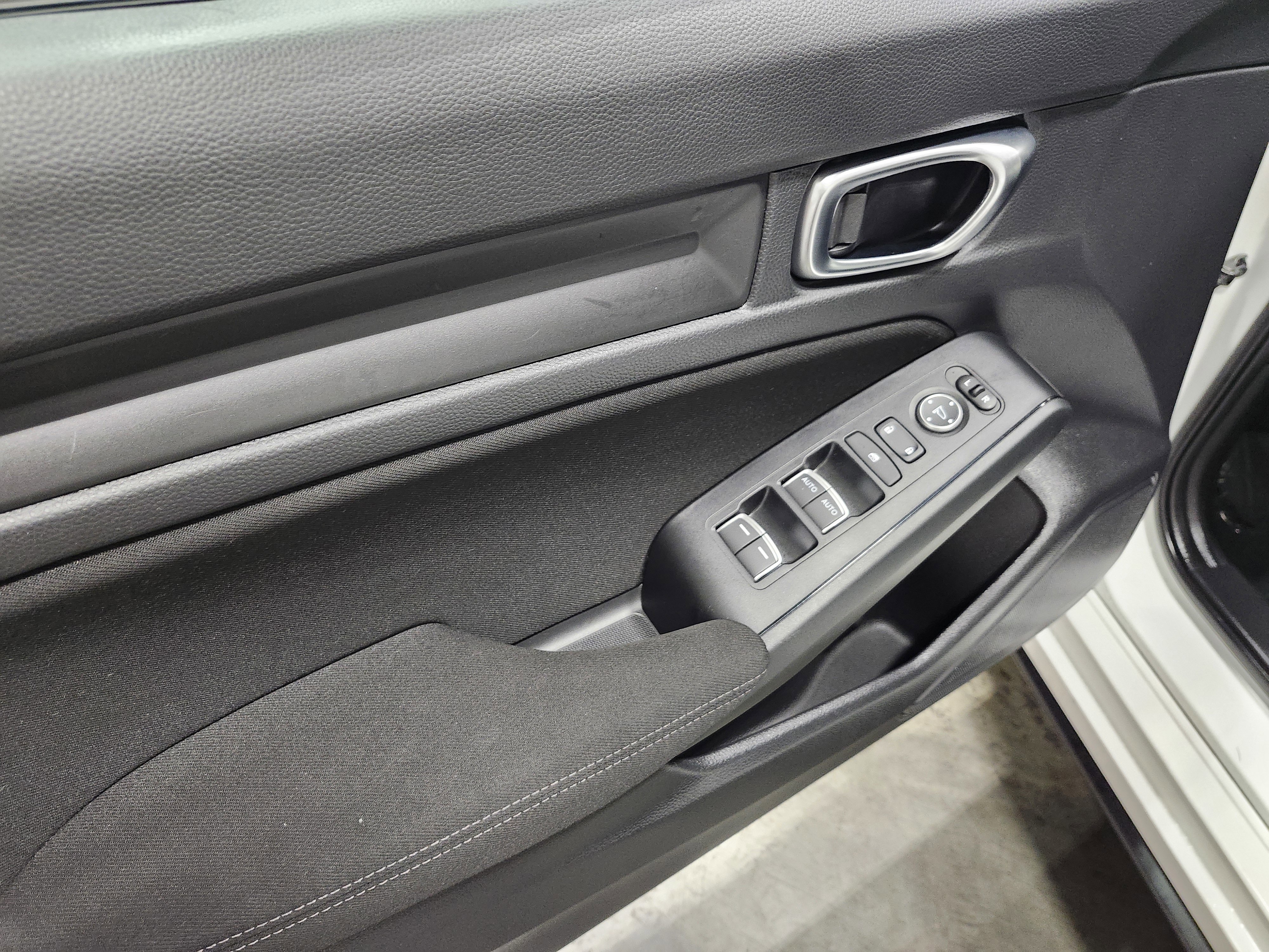 Used 2022 Honda Civic Sport image 17