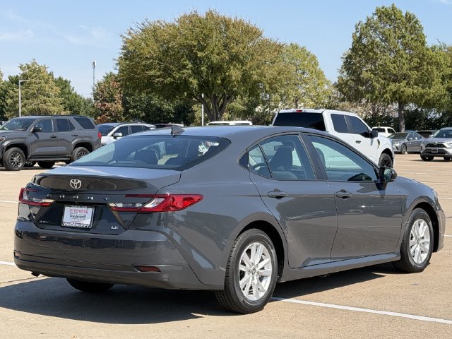 Used 2025 Toyota Camry LE FWD image 4
